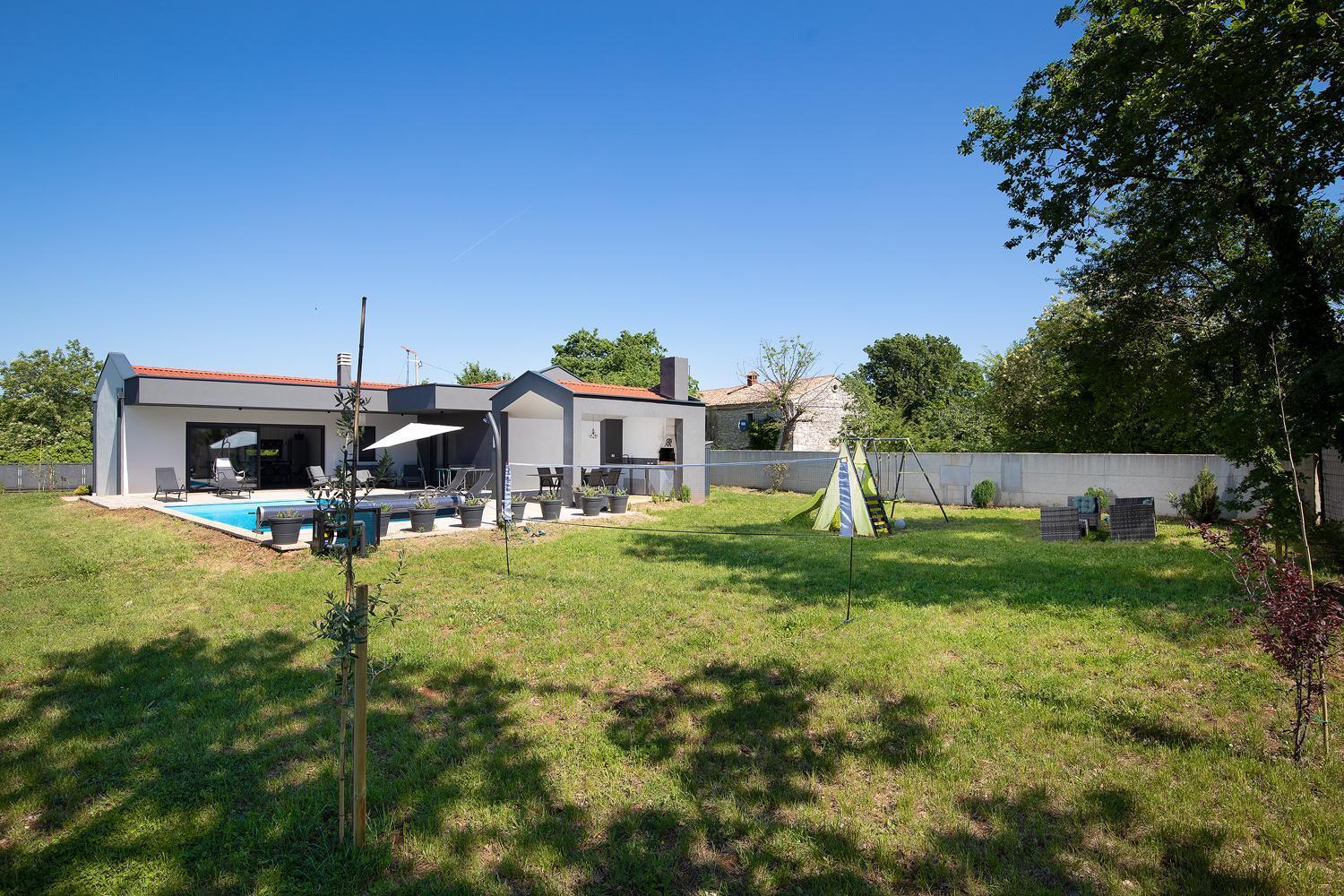 Vila Nora With Heated Pool Marcana Экстерьер фото